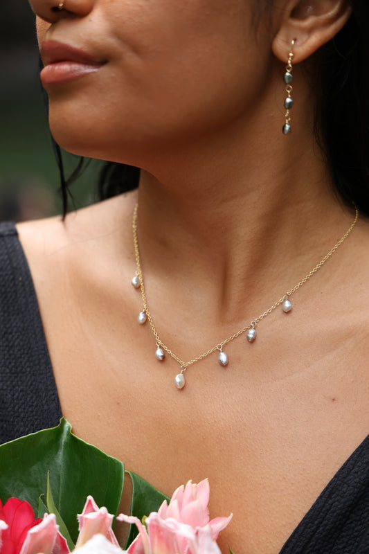 Tahitian Keshi Pearl necklace • 7 Light gems in 14k Gold filled