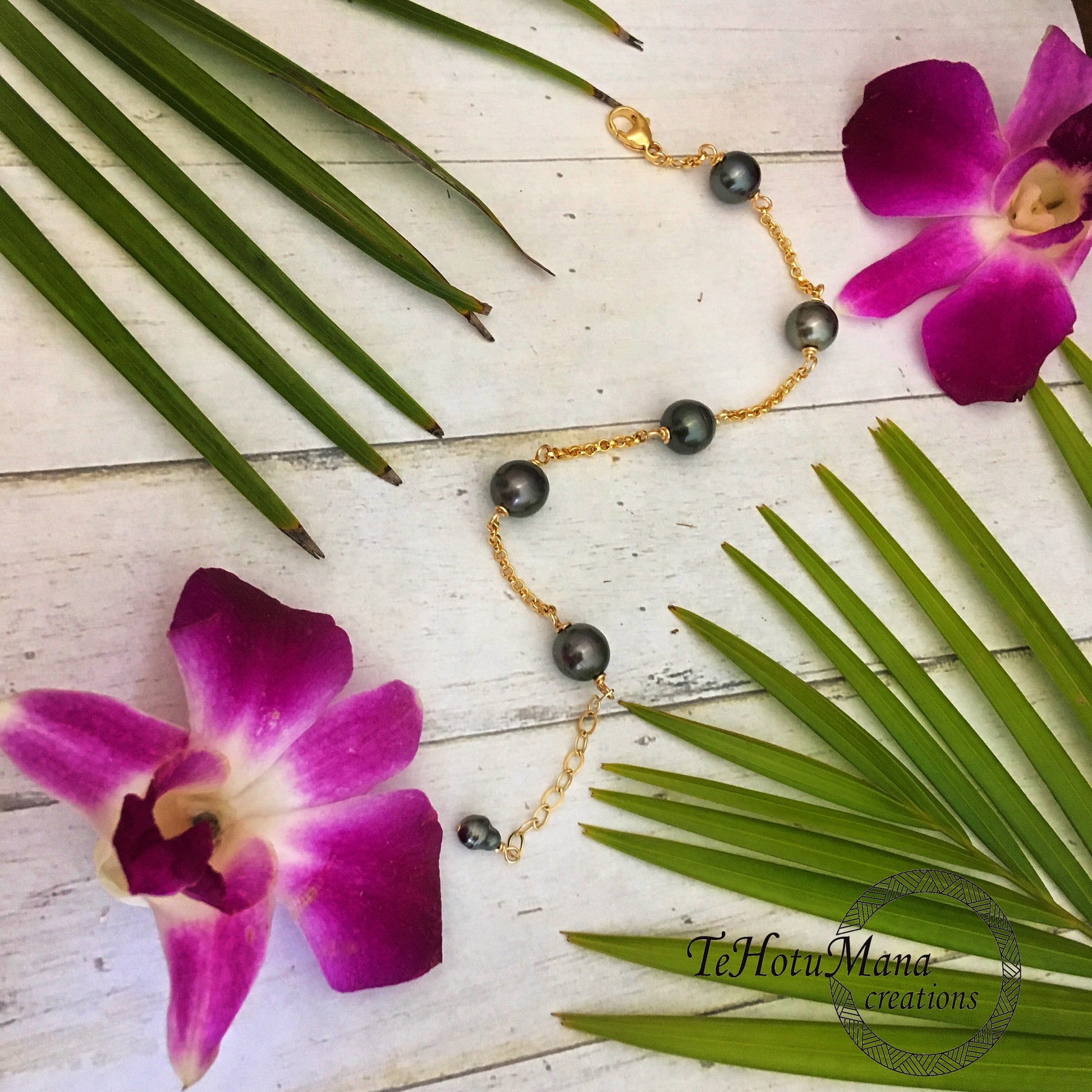 Tahitian Pearl Bracelet with link in Sterling silver or Gold filled
