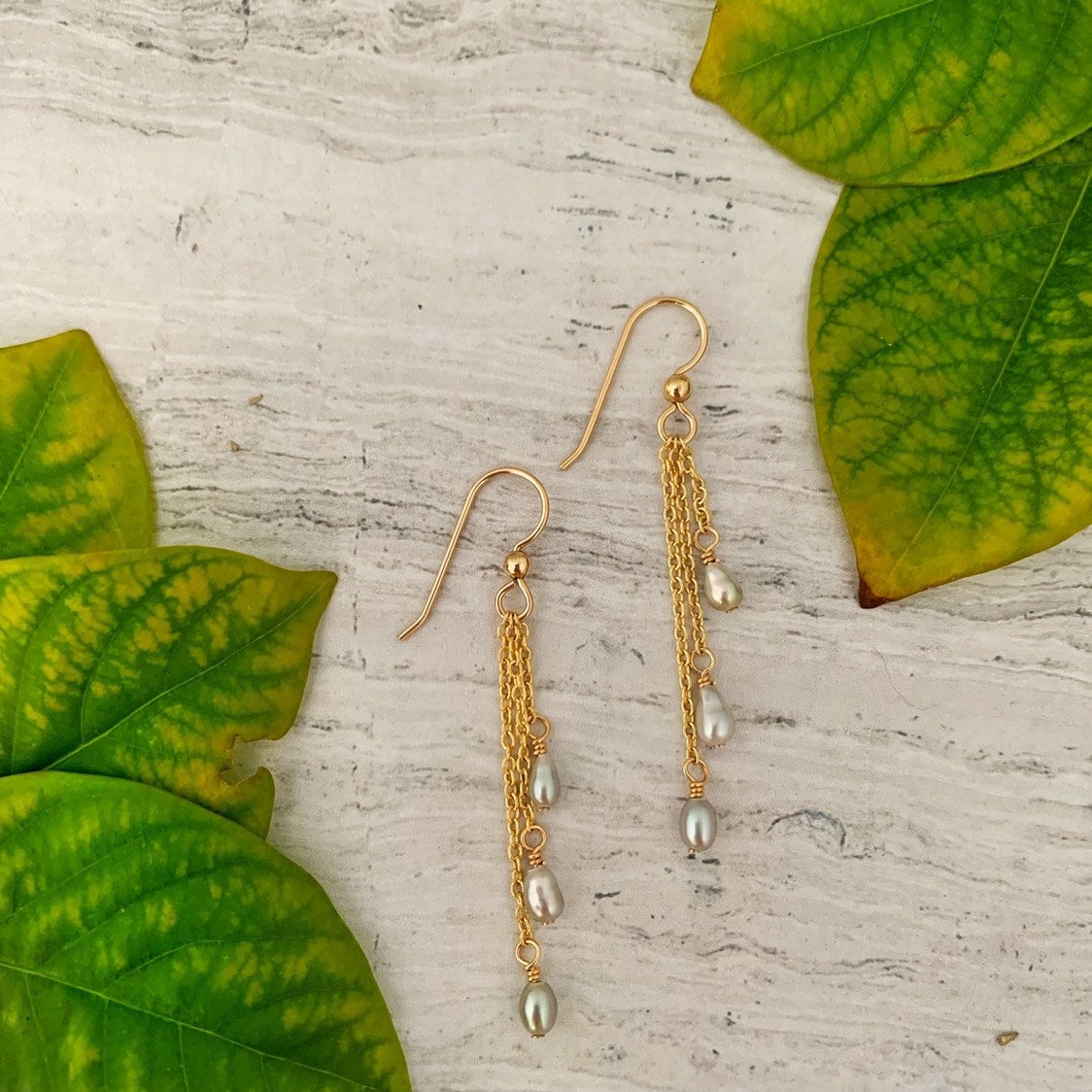 Tahitian keshi pearls earrings • Dangle : gold filled or sterling silver