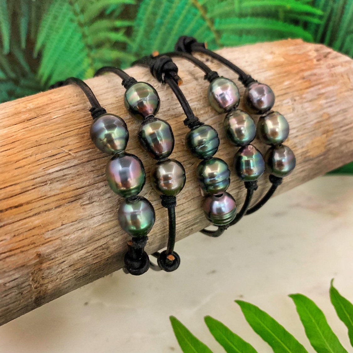 Tahitian Pearl Bracelet – 3 Pearls on Black or Brown Leather, Unisex Design
