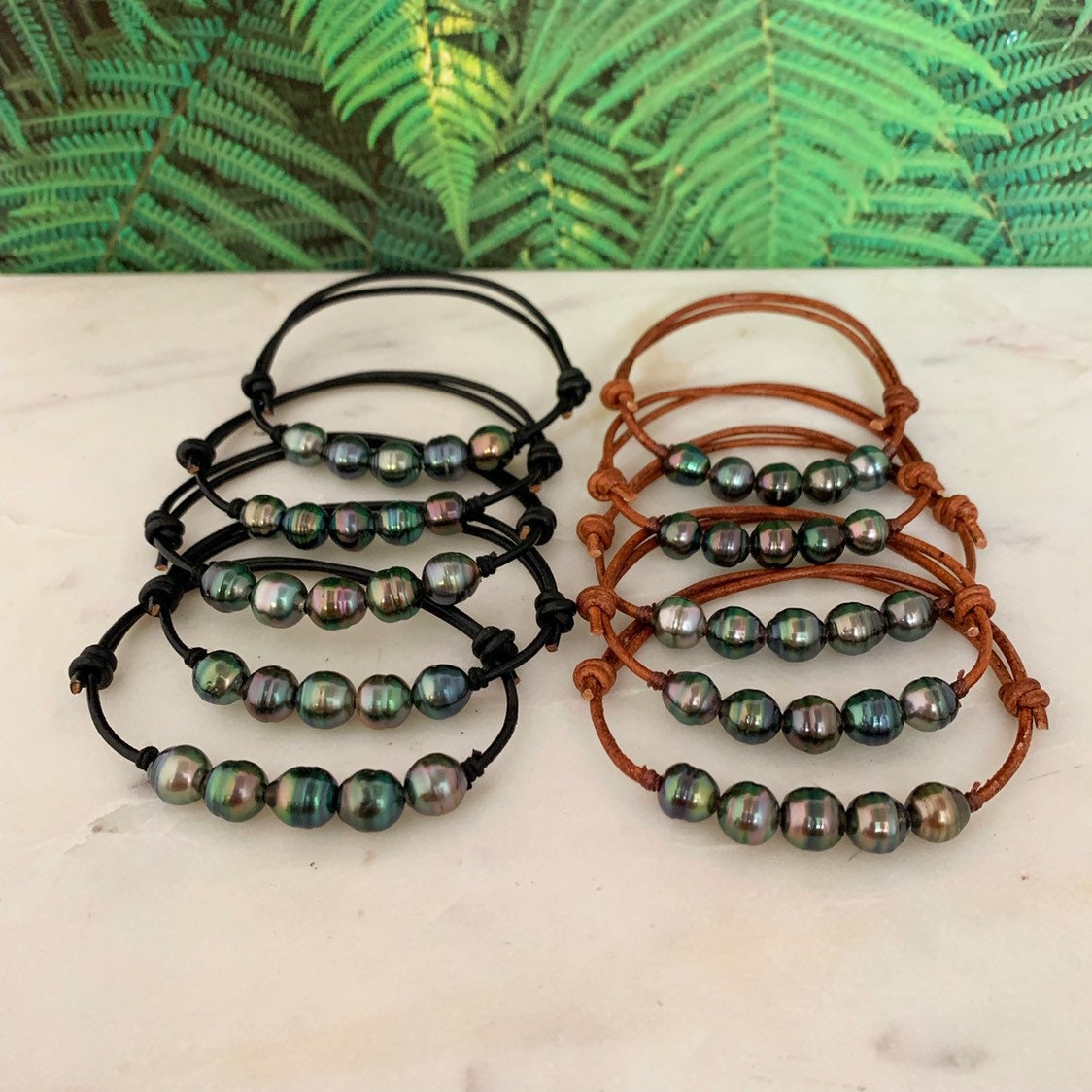 Tahitian Pearl bracelet • Adjustable Leather with 5 black pearls