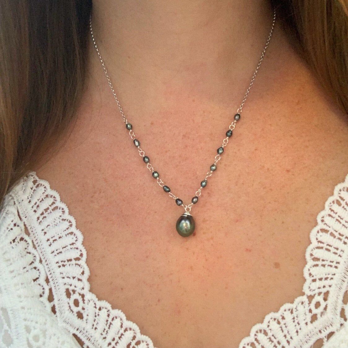 Tahitian Pearl & Keshi Necklace – Elegant Handmade Jewelry • Timeless Ocean-Inspired gift