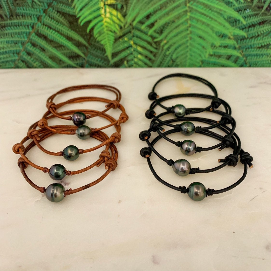 Tahitian Pearl Bracelet – Adjustable Black or brown Leather Cord
