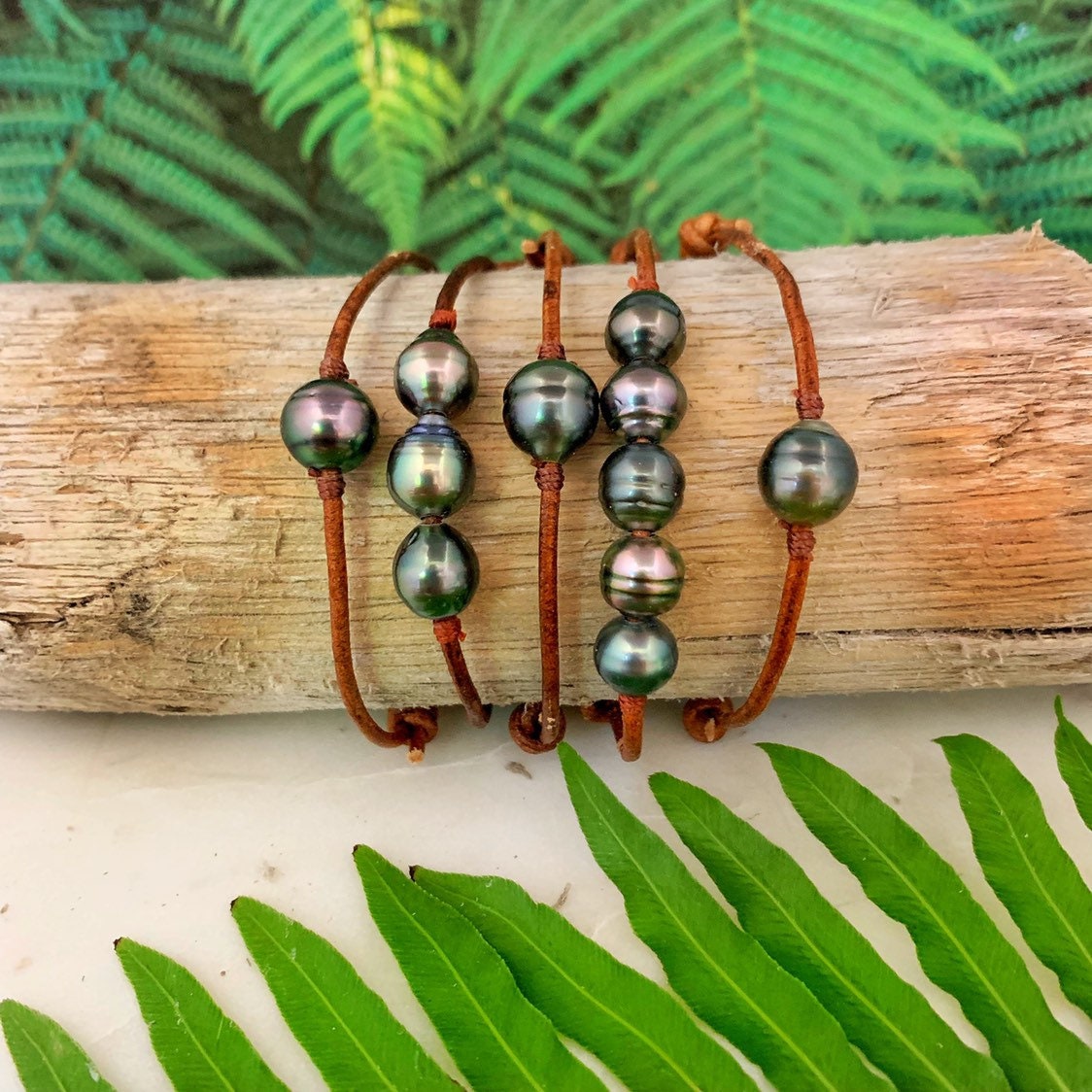Tahitian Pearl Bracelet – Adjustable Black or brown Leather Cord
