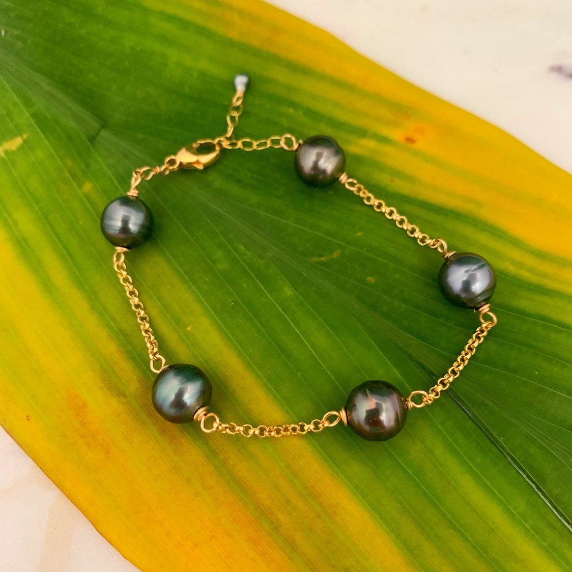 Tahitian Pearl Bracelet with link in Sterling silver or Gold filled