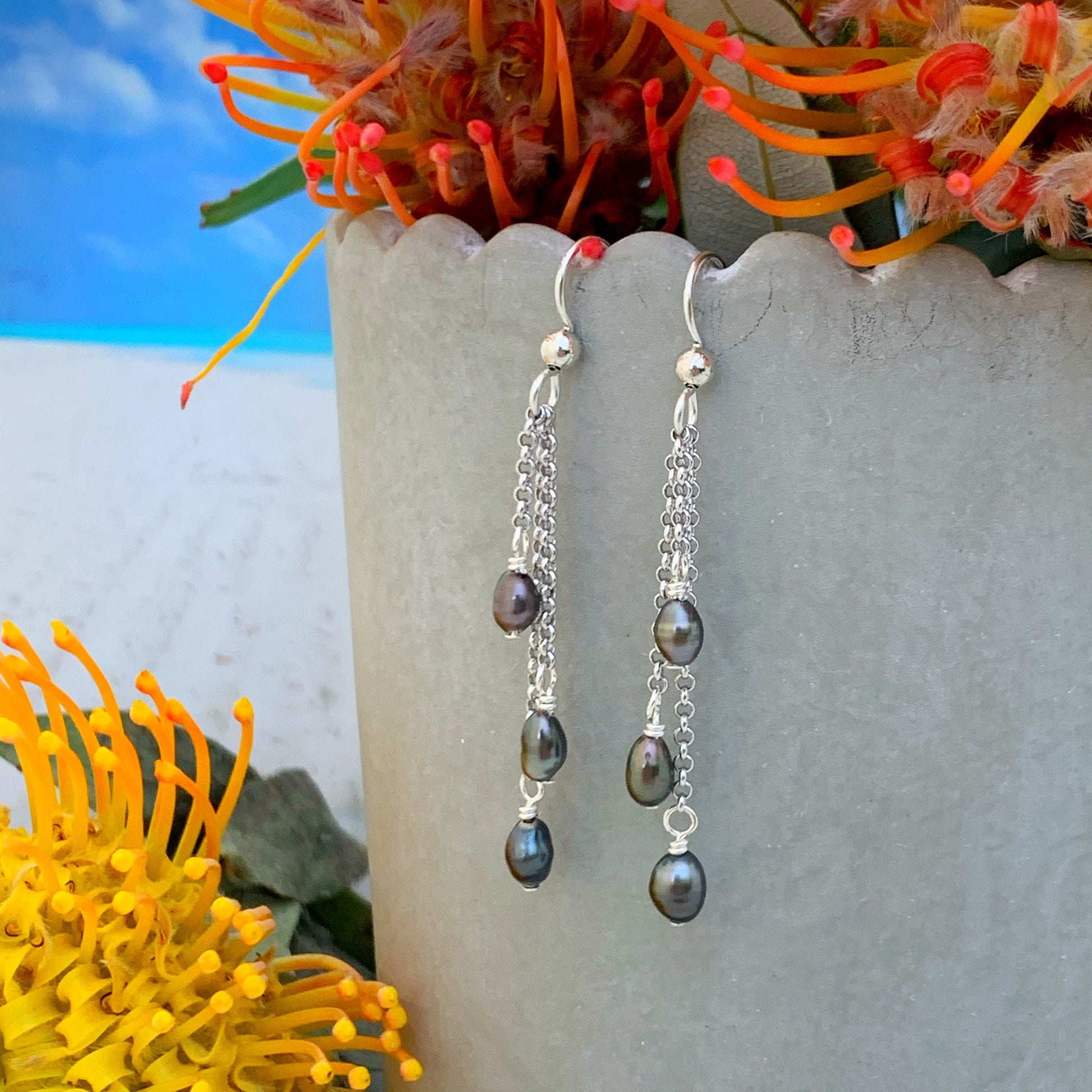 Tahitian keshi pearls earrings • Dangle : gold filled or sterling silver