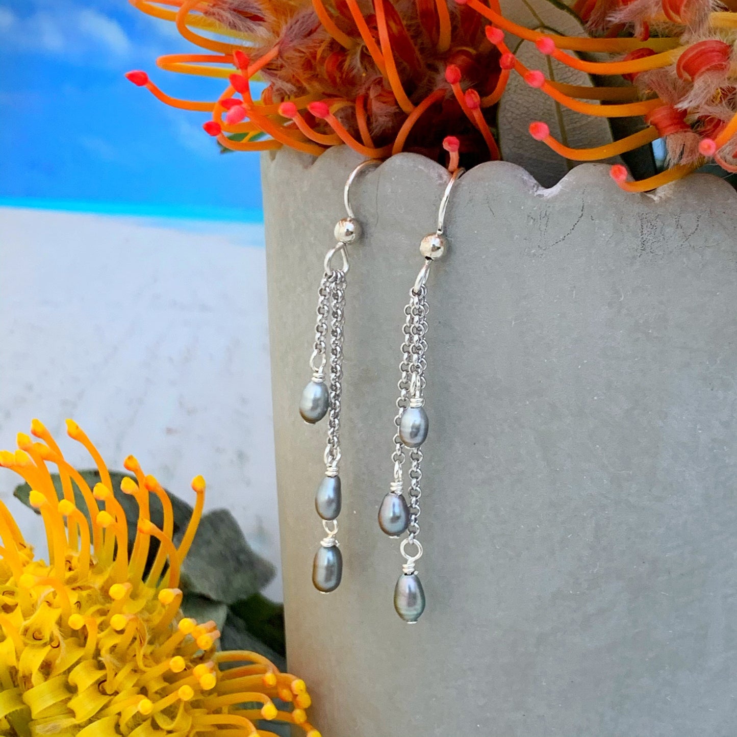 Tahitian keshi pearls earrings • Dangle : gold filled or sterling silver
