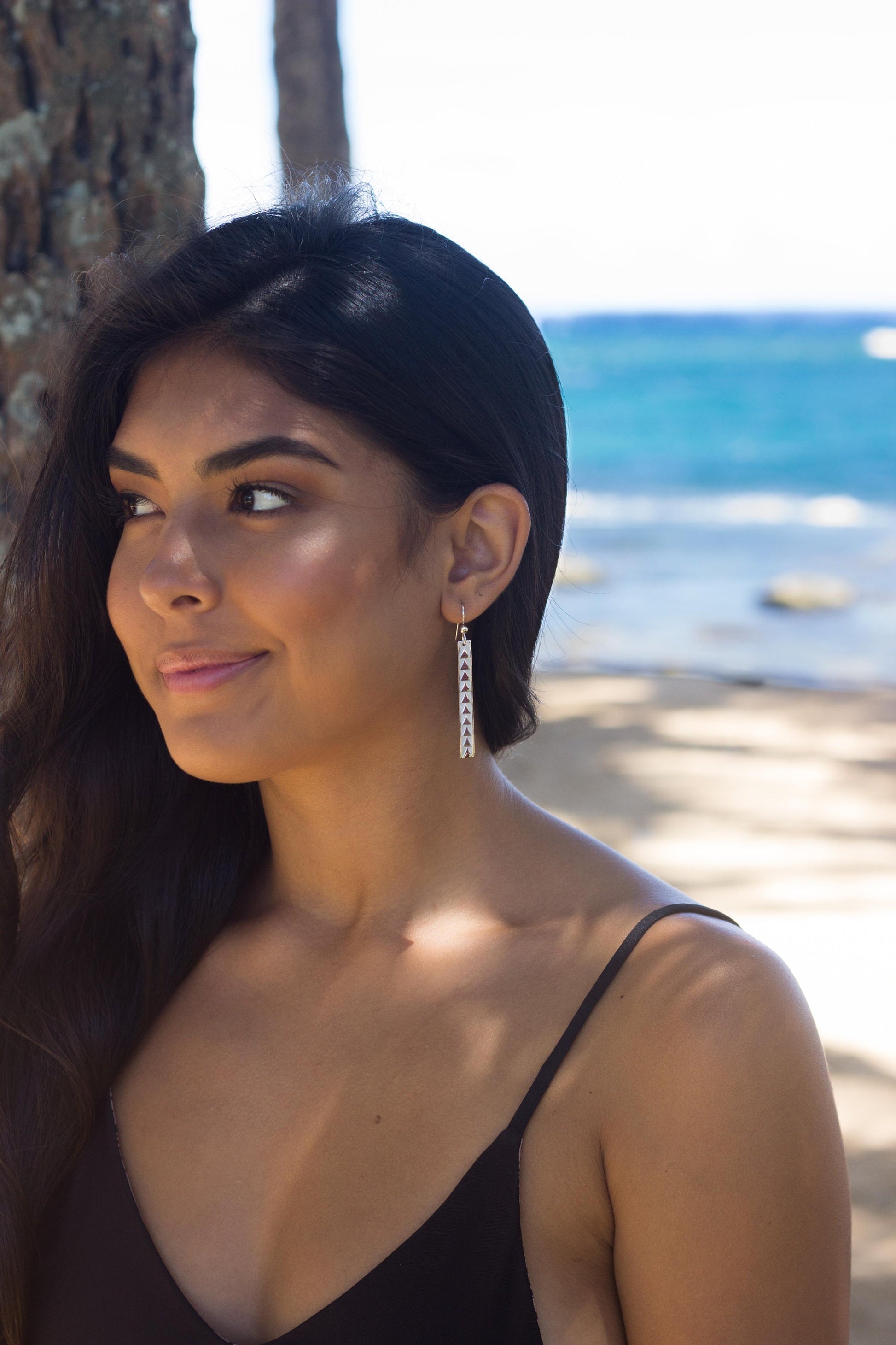 Hawaiian bar earrings • triangle design : Gold vermeil or Sterling silver