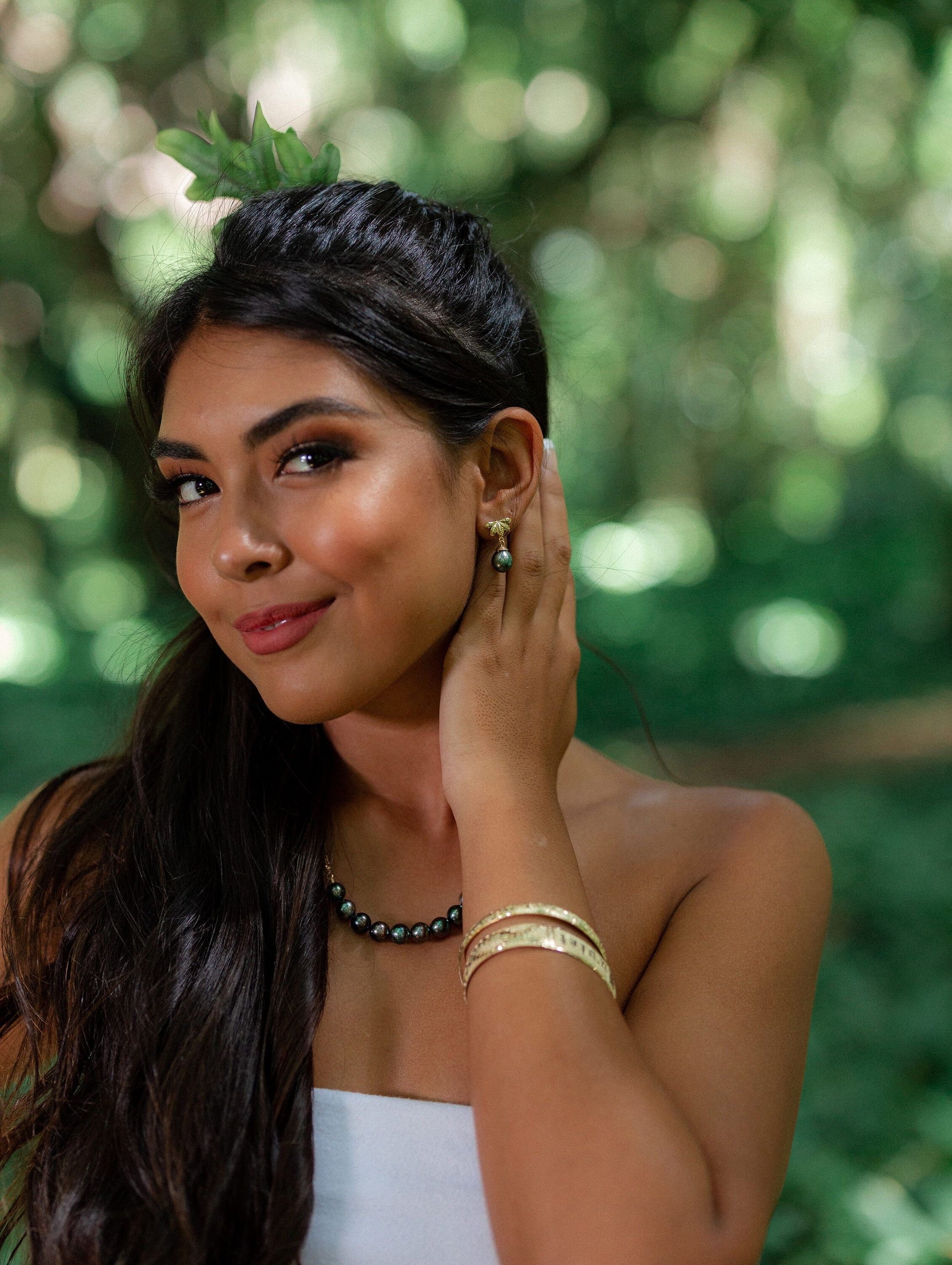 Naupaka Stud Earrings • Tahitian Pearl Drop Earrings • Hawaiian Jewelry in Sterling Silver