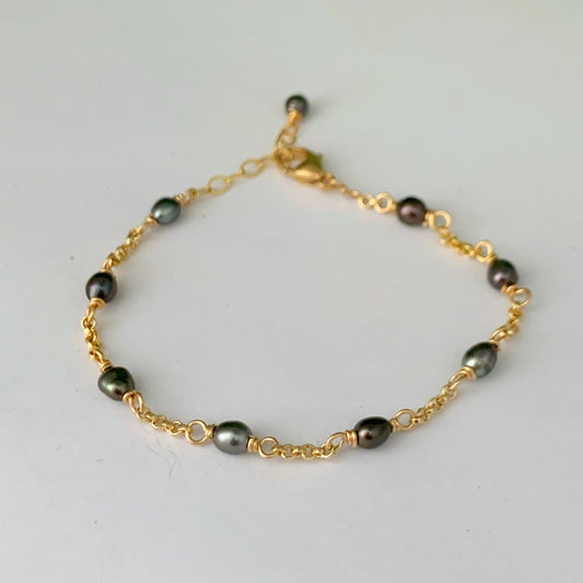Tahitian pearl bracelet • Keshi pearl link design • Sterling silver or gold filled
