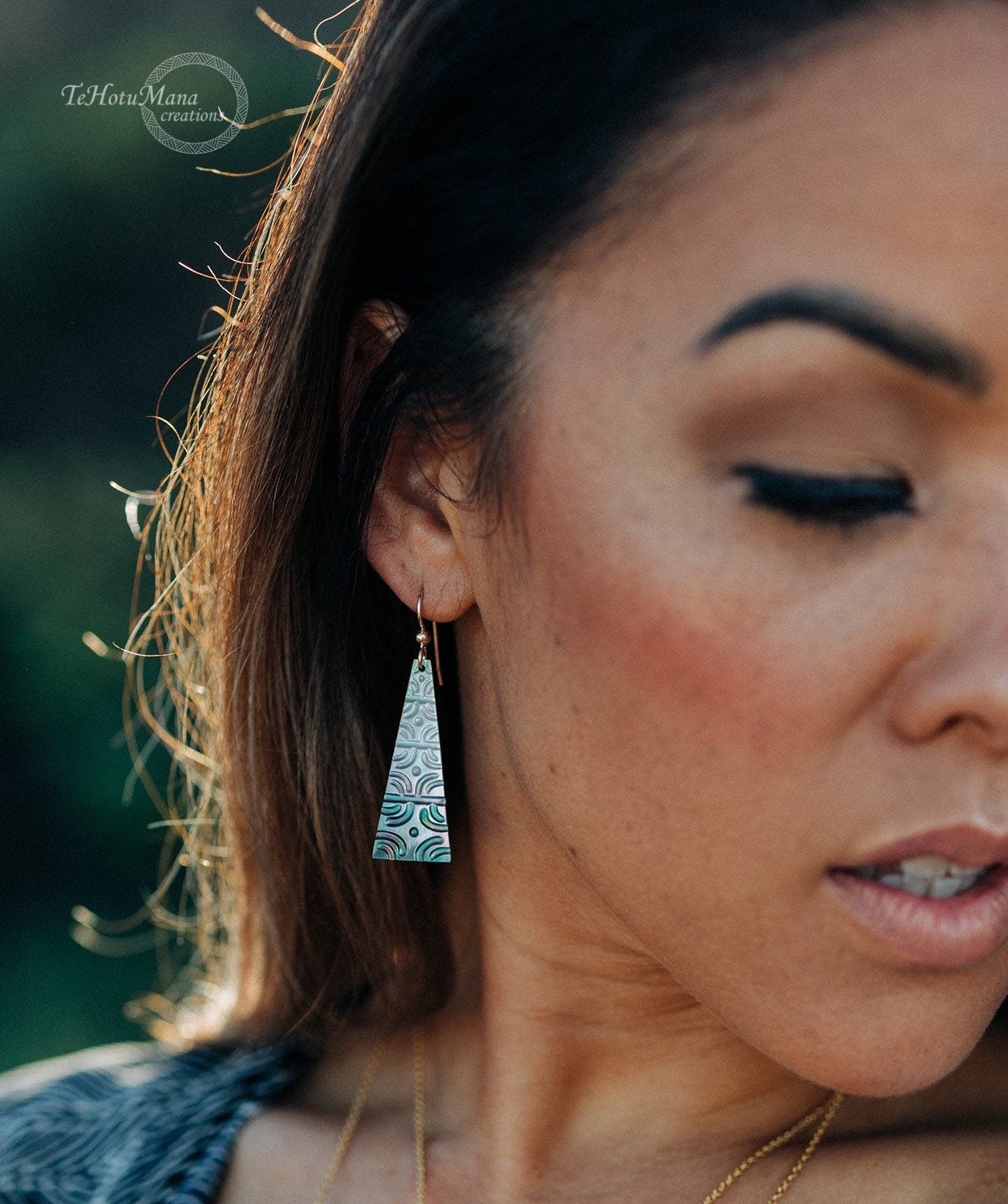 Shell earrings • Handcarved jewelry • Hawaiian Polynesian design