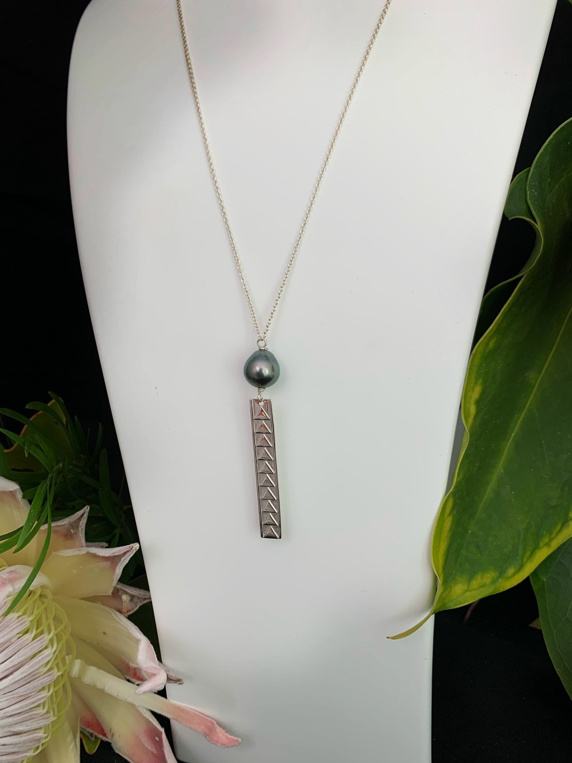 Tahitian pearl necklace — Long Lariat jewelry • handmade in Hawaii