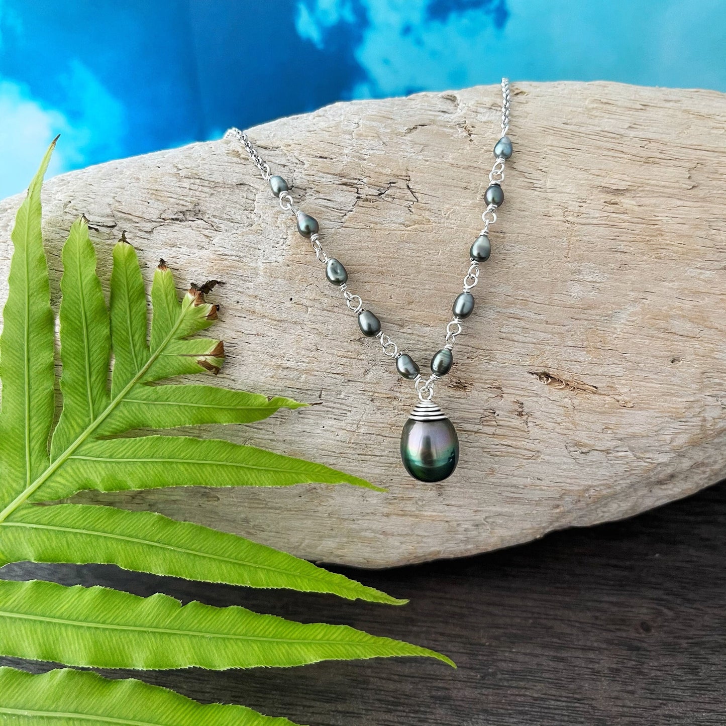 Tahitian Pearl & Keshi Necklace – Elegant Handmade Jewelry • Timeless Ocean-Inspired gift
