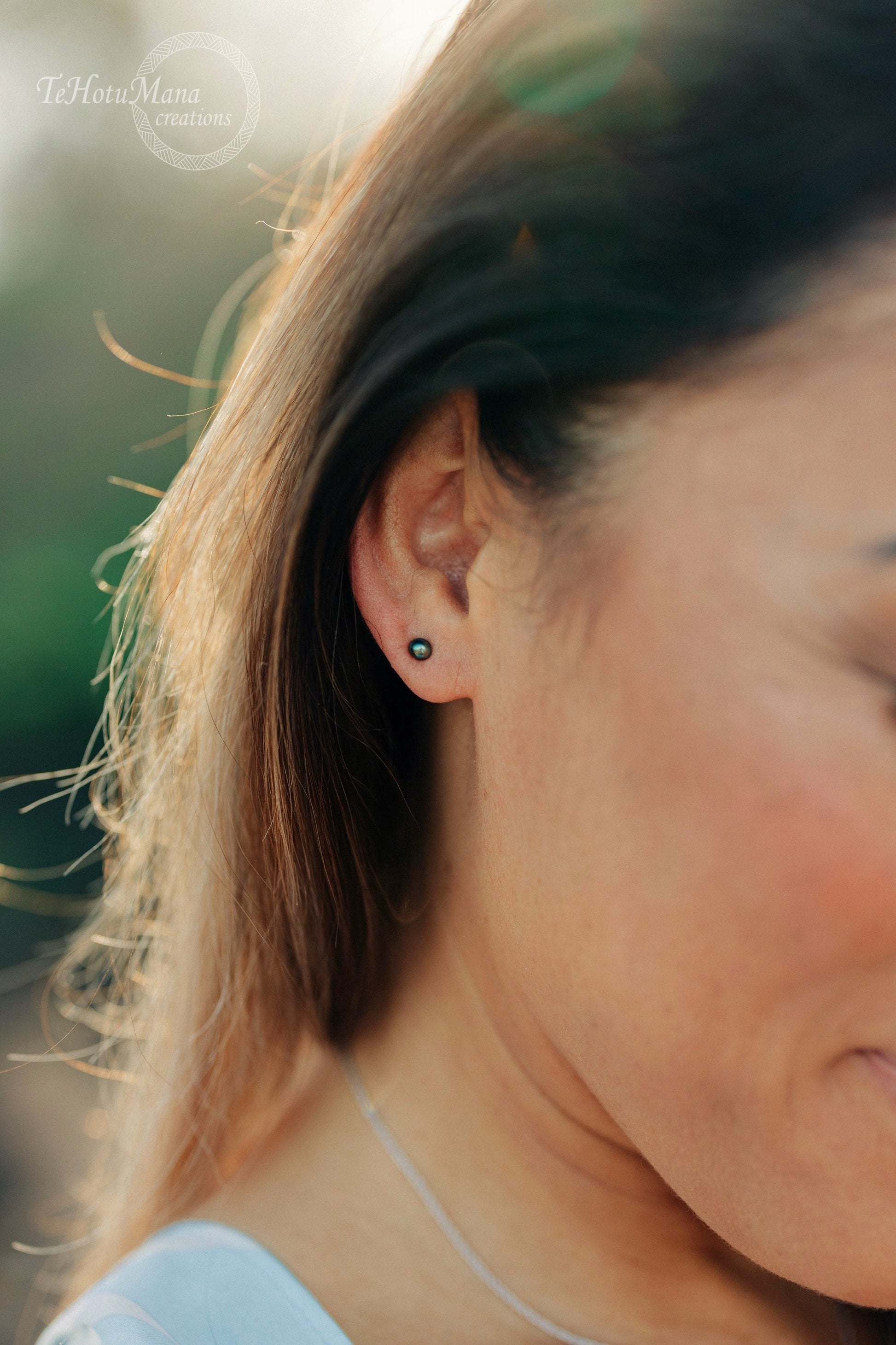 Tahitian Keshi Pearl Stud Earrings : Sterling Silver