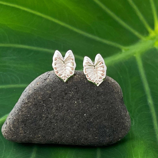 Kalo Leaf Earrings – Hawaiian Taro Studs, Nature-Inspired Jewelry, Tropical Elegance