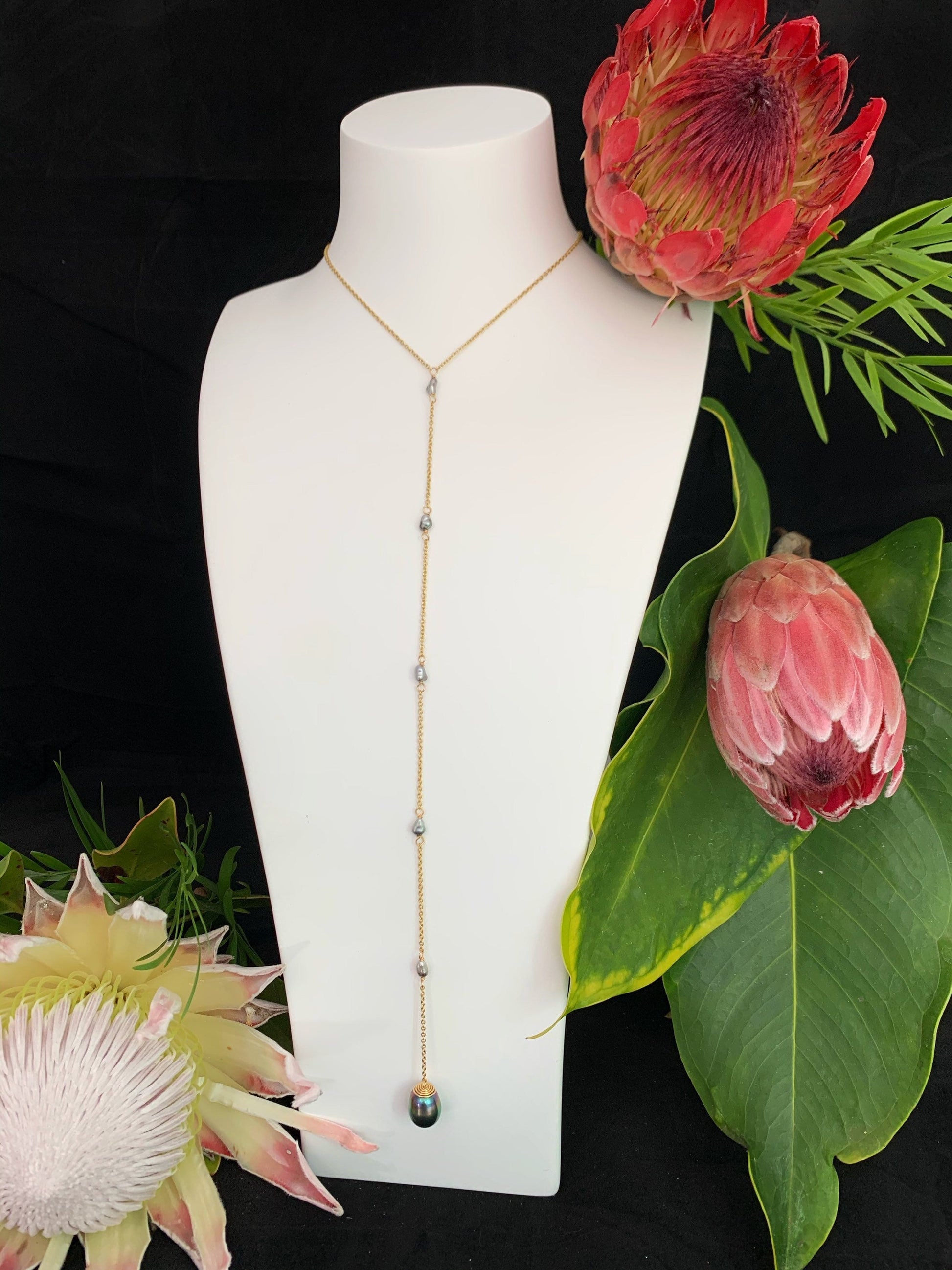 Tahitian Pearl and Keshi Necklace • Long drop • CHOOSE YOUR PEARL