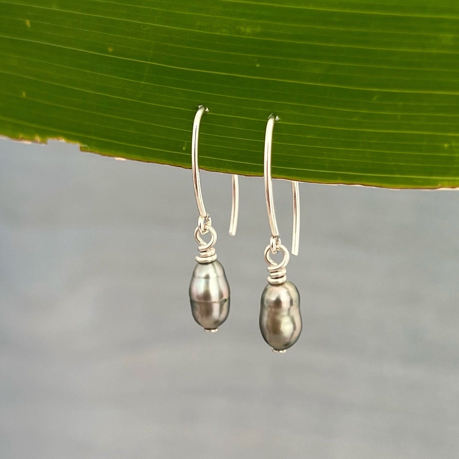 Tahitian Keshi Pearl Dangle Earrings • Minimalist Short drop • Sterling Silver