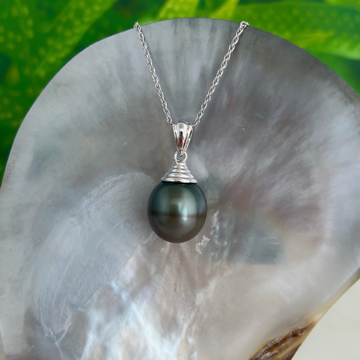 DOORBUSTER Tahitian Pearl Pendant • big 15mm black pearl • rare jewelry in sterling silver
