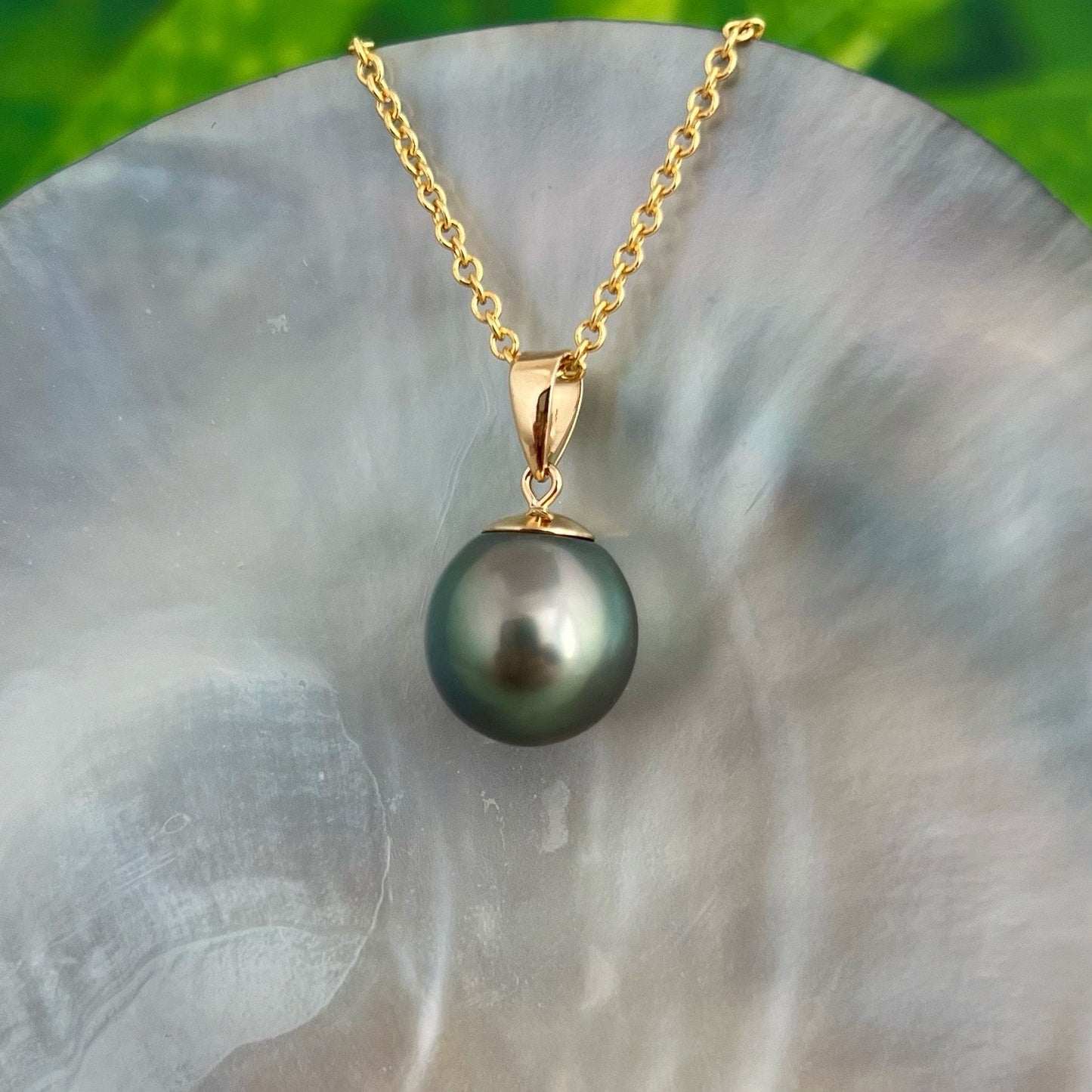 Green Tahitian Pearl Pendant: 18k Solid Gold Necklace