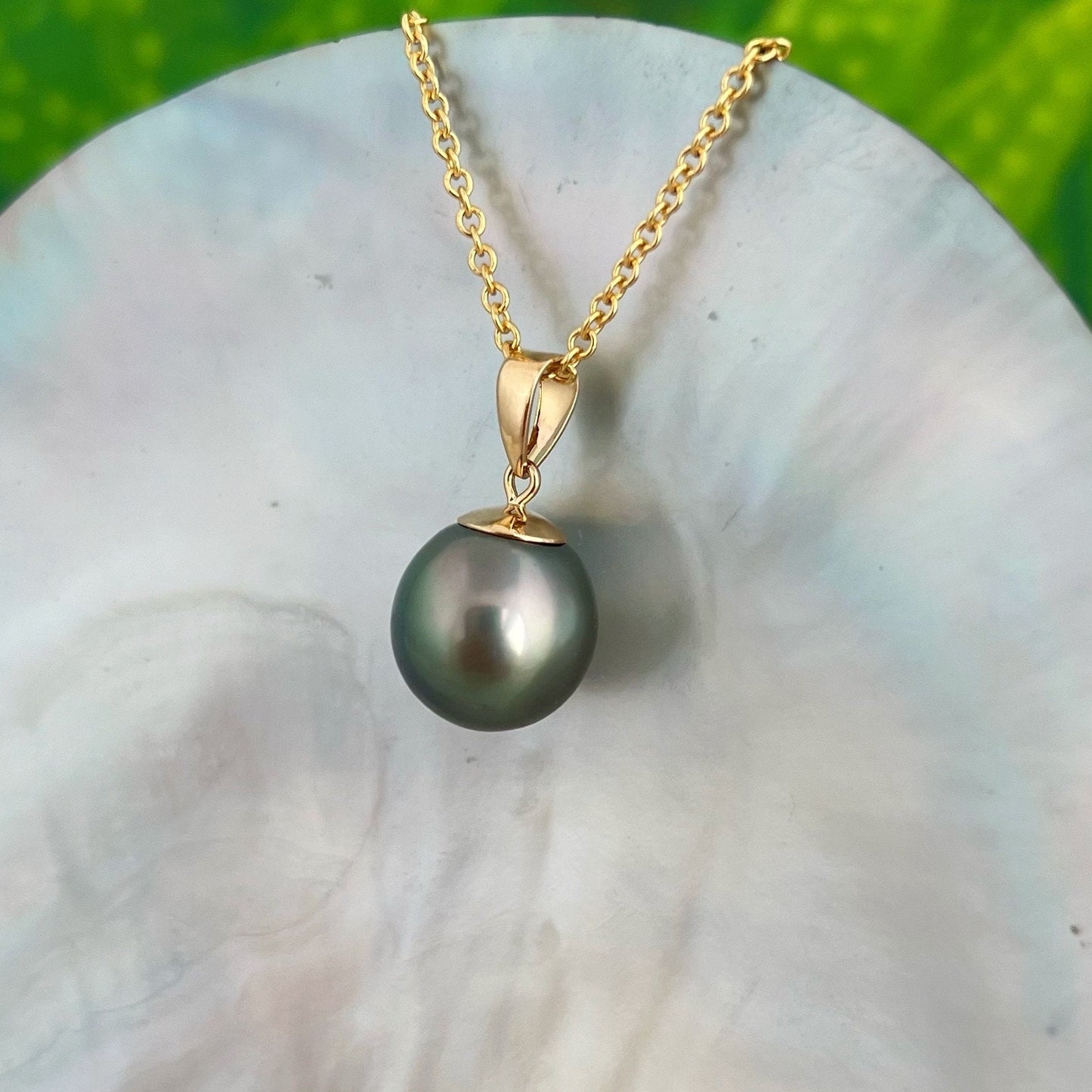 Green Tahitian Pearl Pendant: 18k Solid Gold Necklace