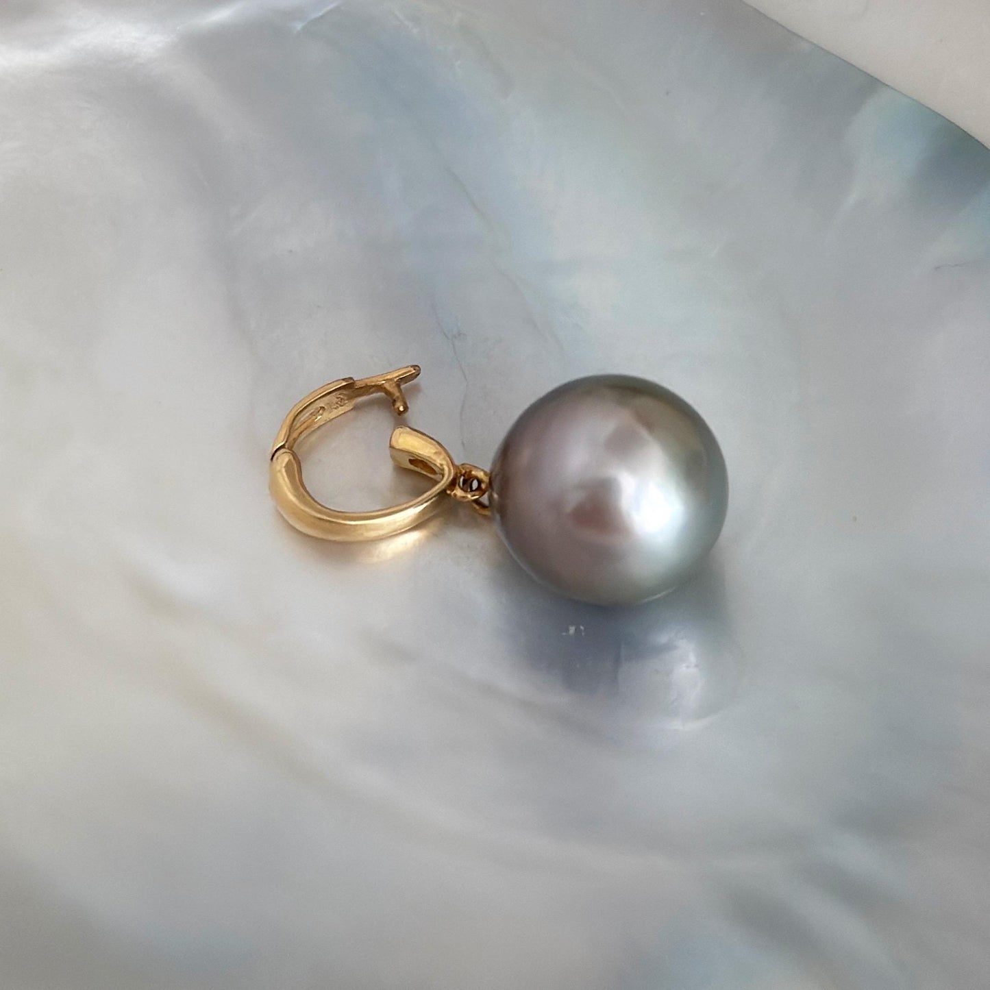 13.9mm Extra Large Tahitian Pearl Pendant made in hawaii • Light Pink and Green , Peacock pearl • Solid gold necklace Gift for Her
