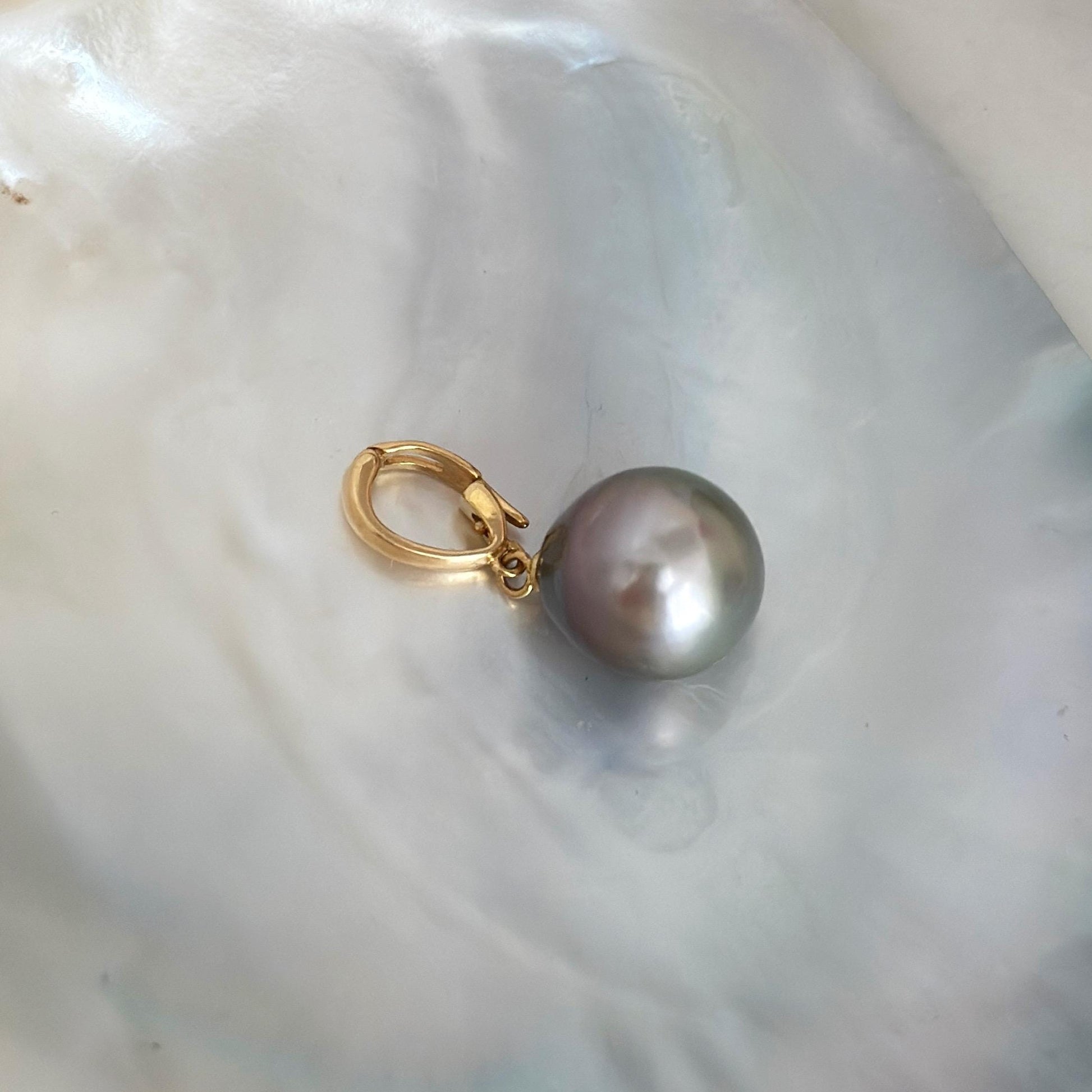 13.9mm Extra Large Tahitian Pearl Pendant made in hawaii • Light Pink and Green , Peacock pearl • Solid gold necklace Gift for Her