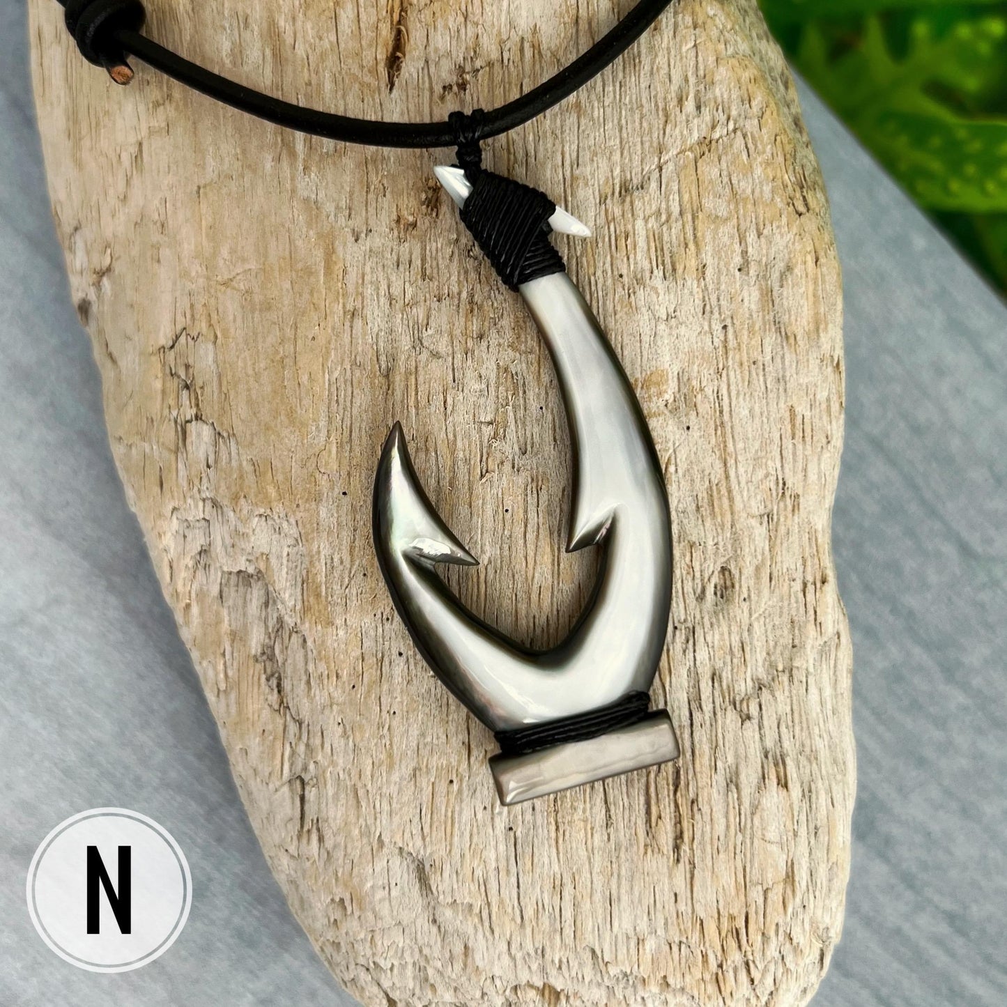 Hawaiian fishhook necklace handmade with Mother of pearl shell