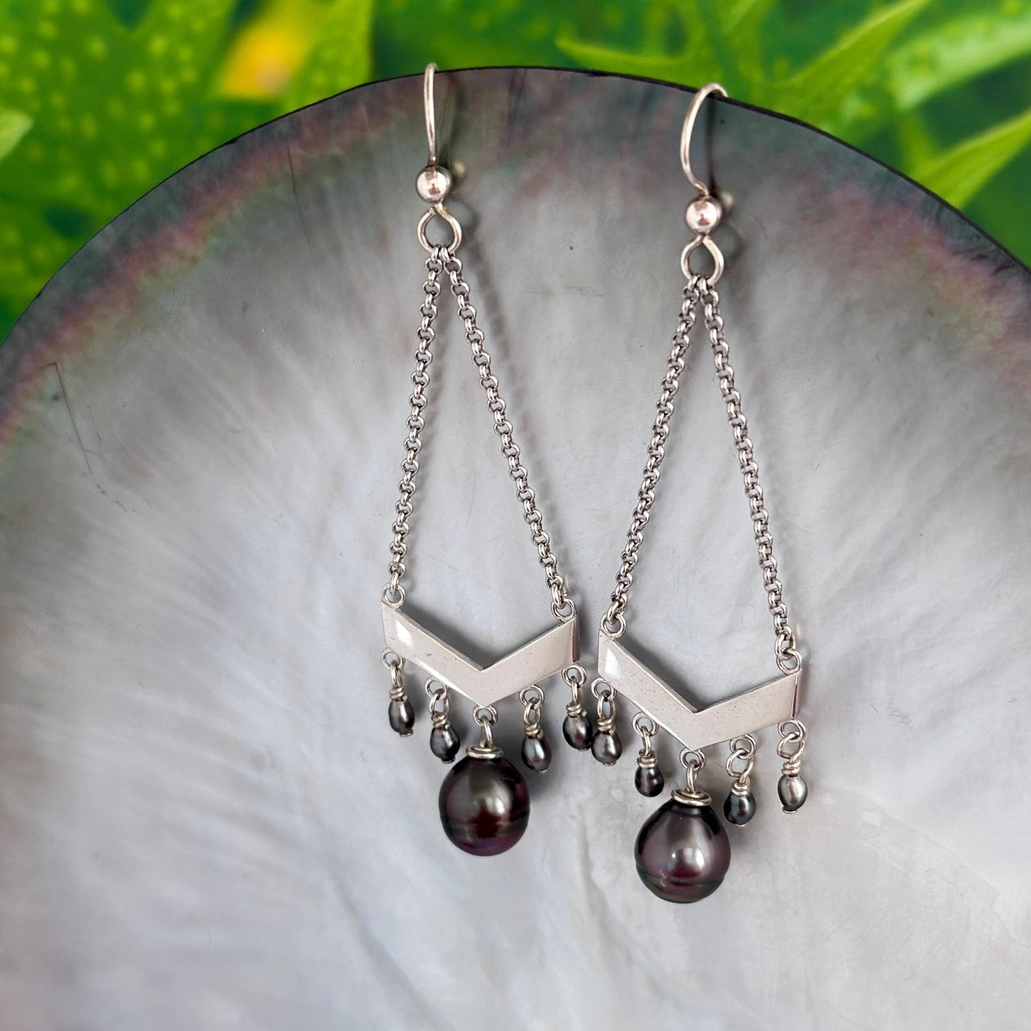 Boho Chic Tahitian pearl and Keshis Earrings • drop