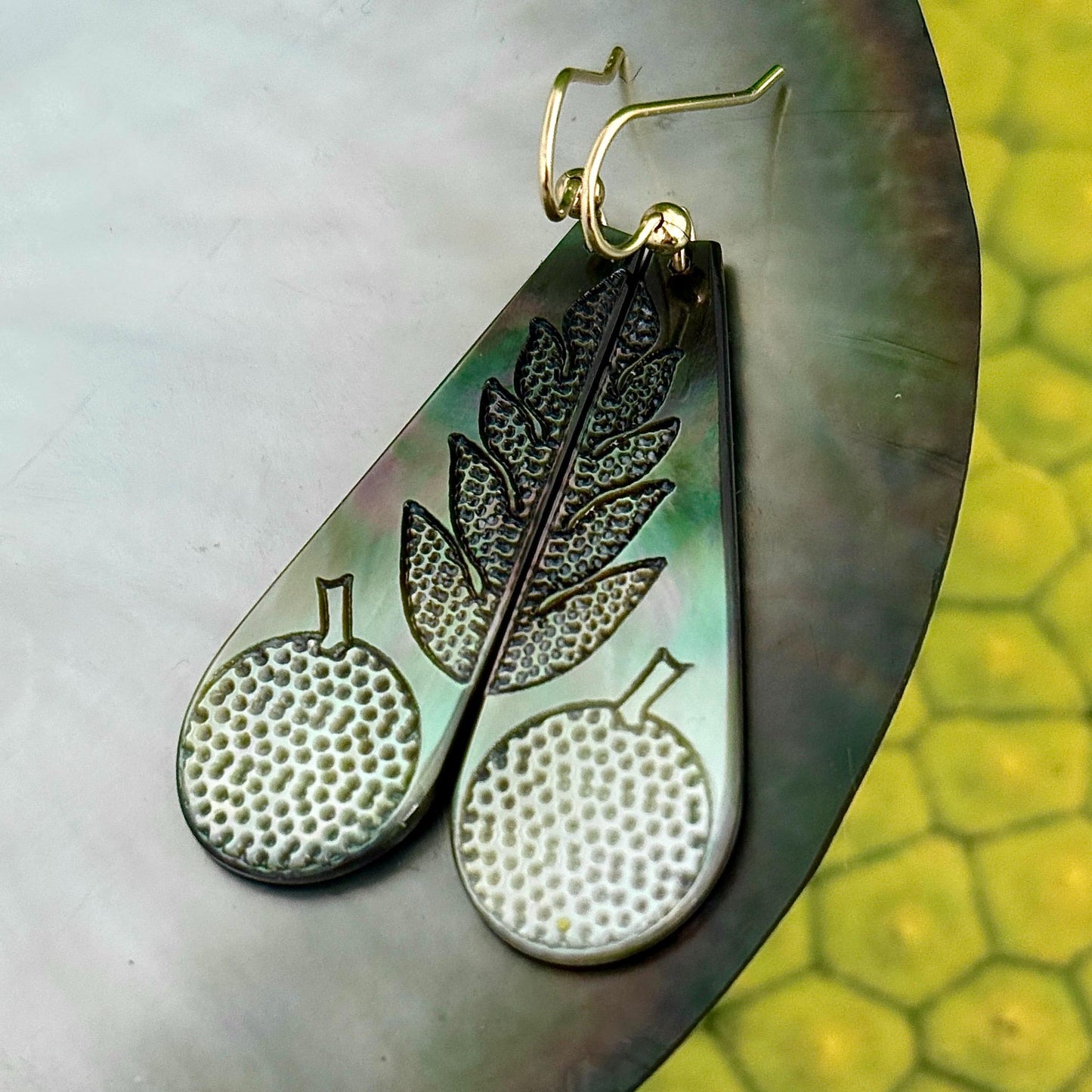 NEW Hawaiian mother of pearl earrings in gold filled or sterling silver • Natural shell jewelry made in hawaii • shell earrings Ulu Earrings