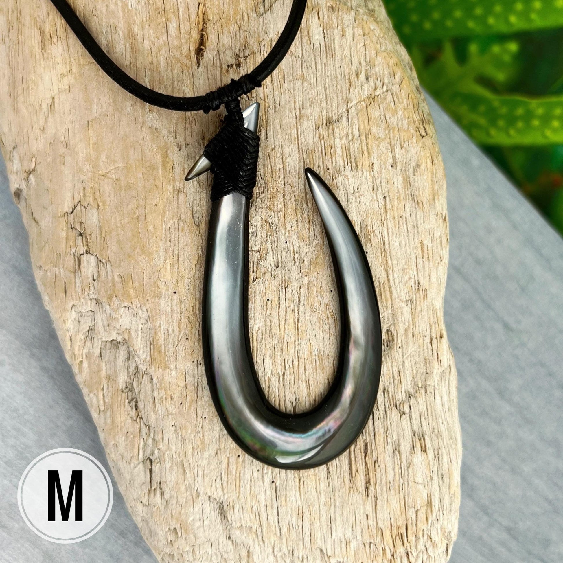 Hawaiian fishhook necklace handmade with Mother of pearl shell