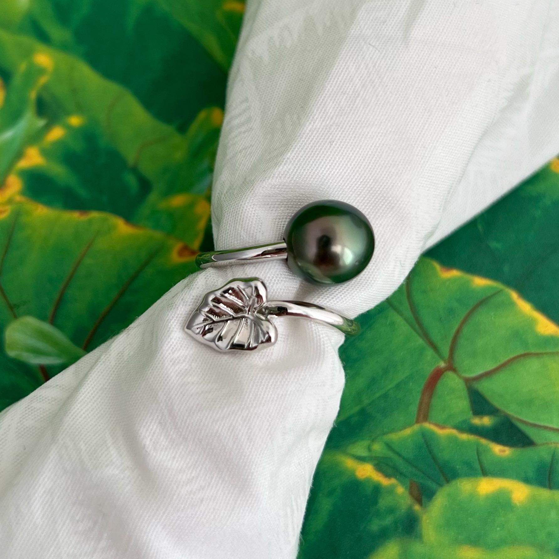 Tahitian Pearl Ring: Sterling Silver Kalo Leaf wrap