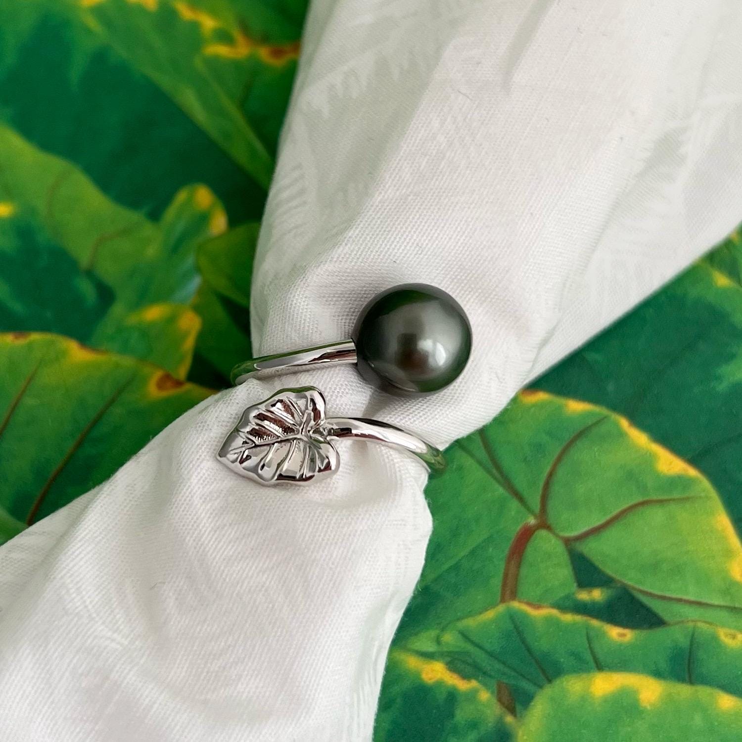 Tahitian Pearl Ring: Sterling Silver Kalo Leaf wrap