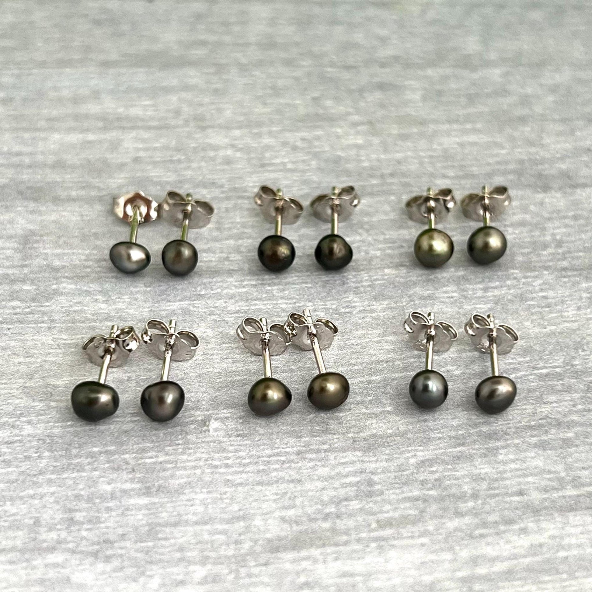 Tahitian Keshi Pearl Stud Earrings : Sterling Silver