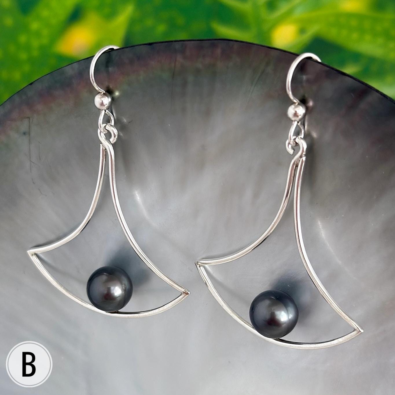 DOORBUSTER Tahitian Pearl Earrings – Sterling Silver Fan-Shaped Dangles • Modern and Elegant Statement Jewelry
