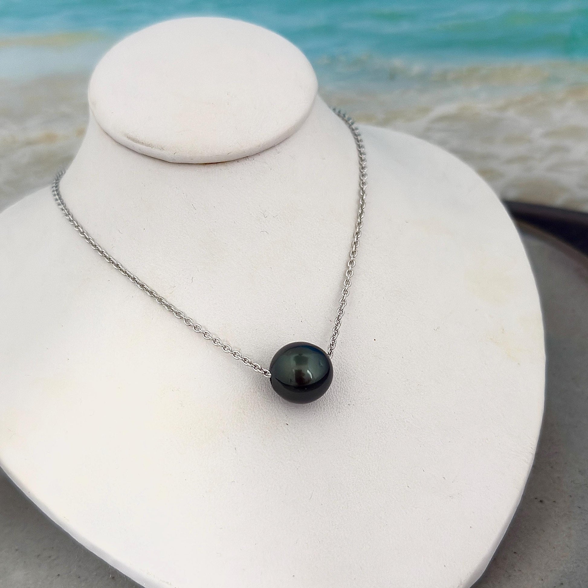 Tahitian pearl sliding necklace in sterling silver