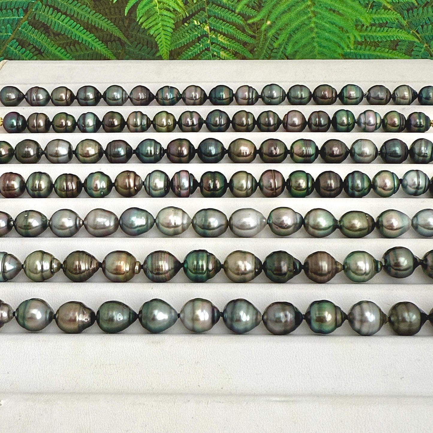 Tahitian Pearl Bracelet • Strand of pearls • Multicolor • luxurious gift