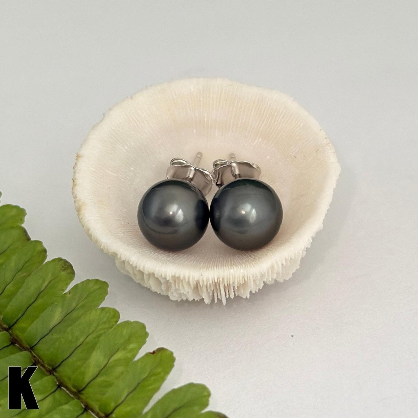 Tahitian pearl stud earrings • casual everyday jewelry • sterling silver