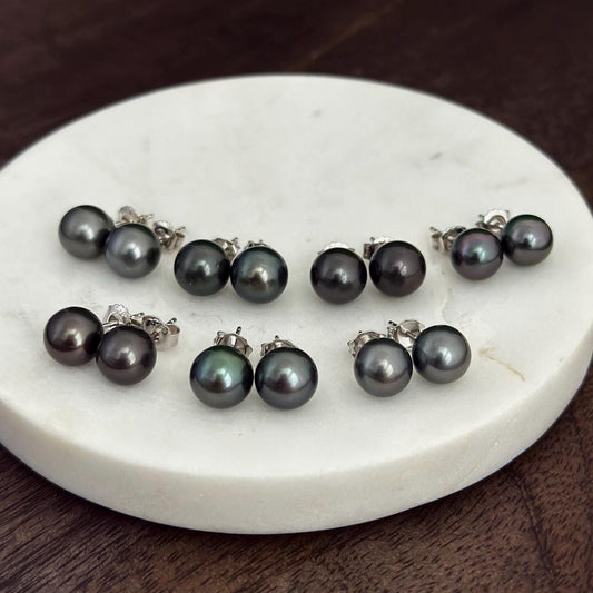Tahitian pearl studs