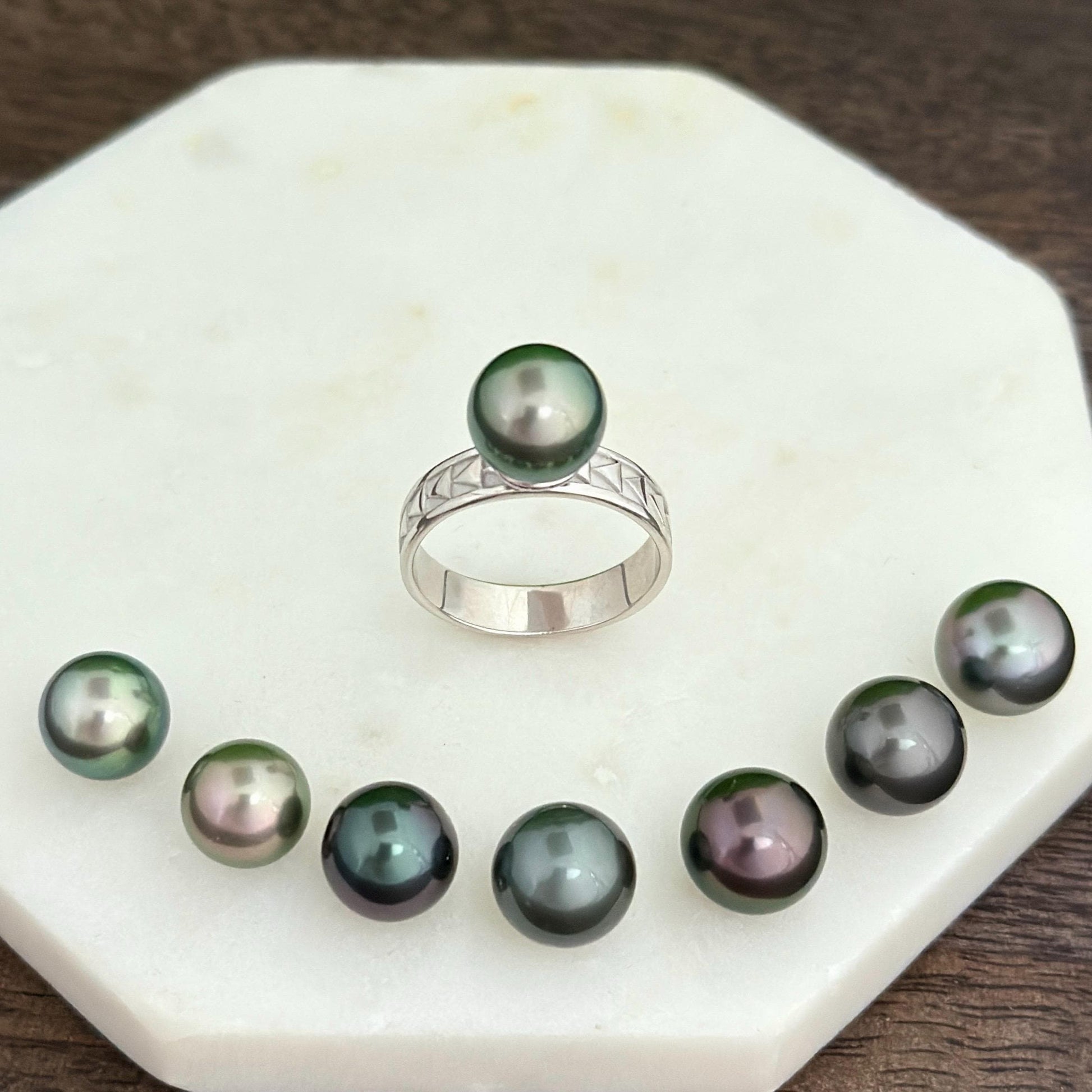 tahitian pearl ring with triangle polynesian designs in sterling silver