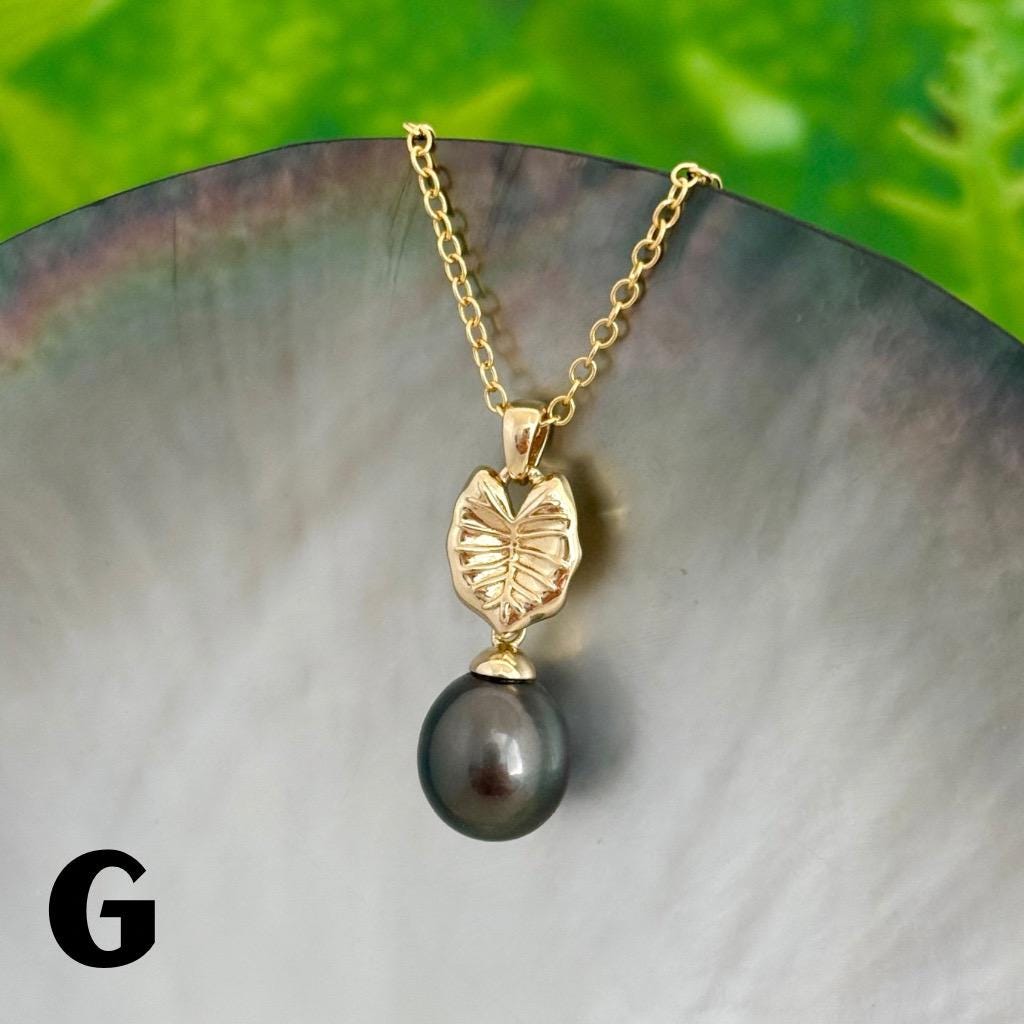 Tahitian pearl pendant — Hawaiian Kalo Leaf necklace • Yellow Gold Vermeil Taro
