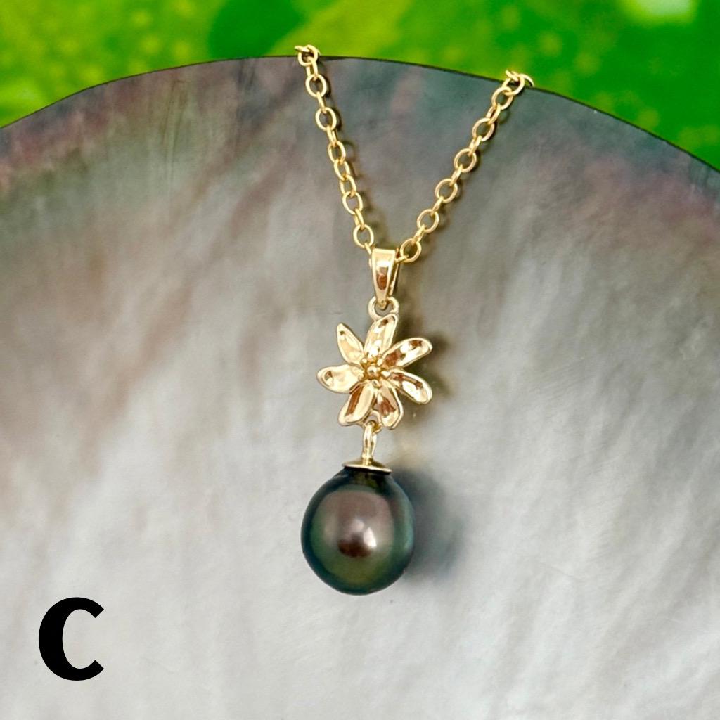 Tahitian Pearl Necklace – Gold Tiare Gardenia Flower Pendant • Hawaiian • Elegant black pearl Jewelry