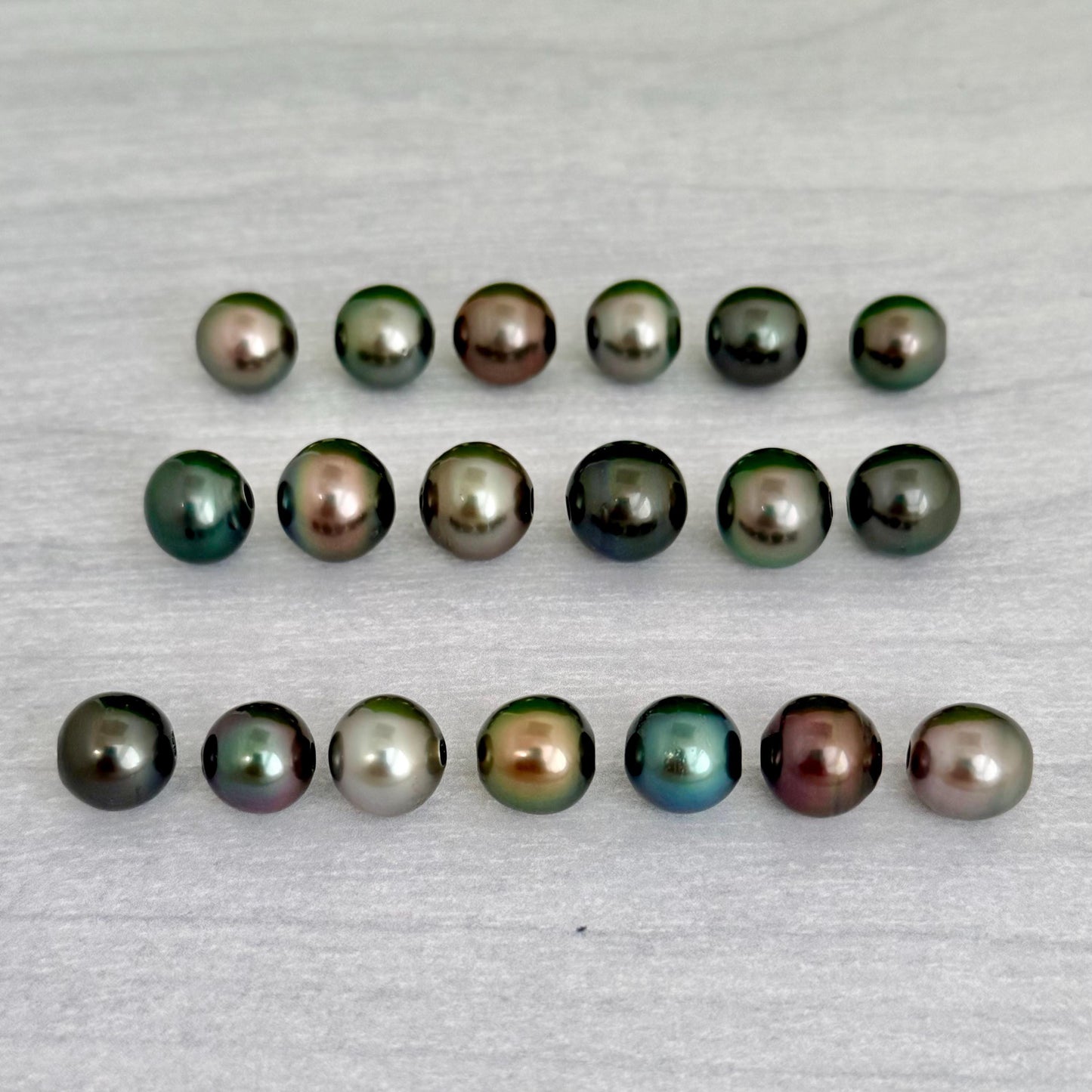 Tahitian pearl necklace — Floating • Slider • CHOOSE YOUR PEARL • Hawaiian jewelry