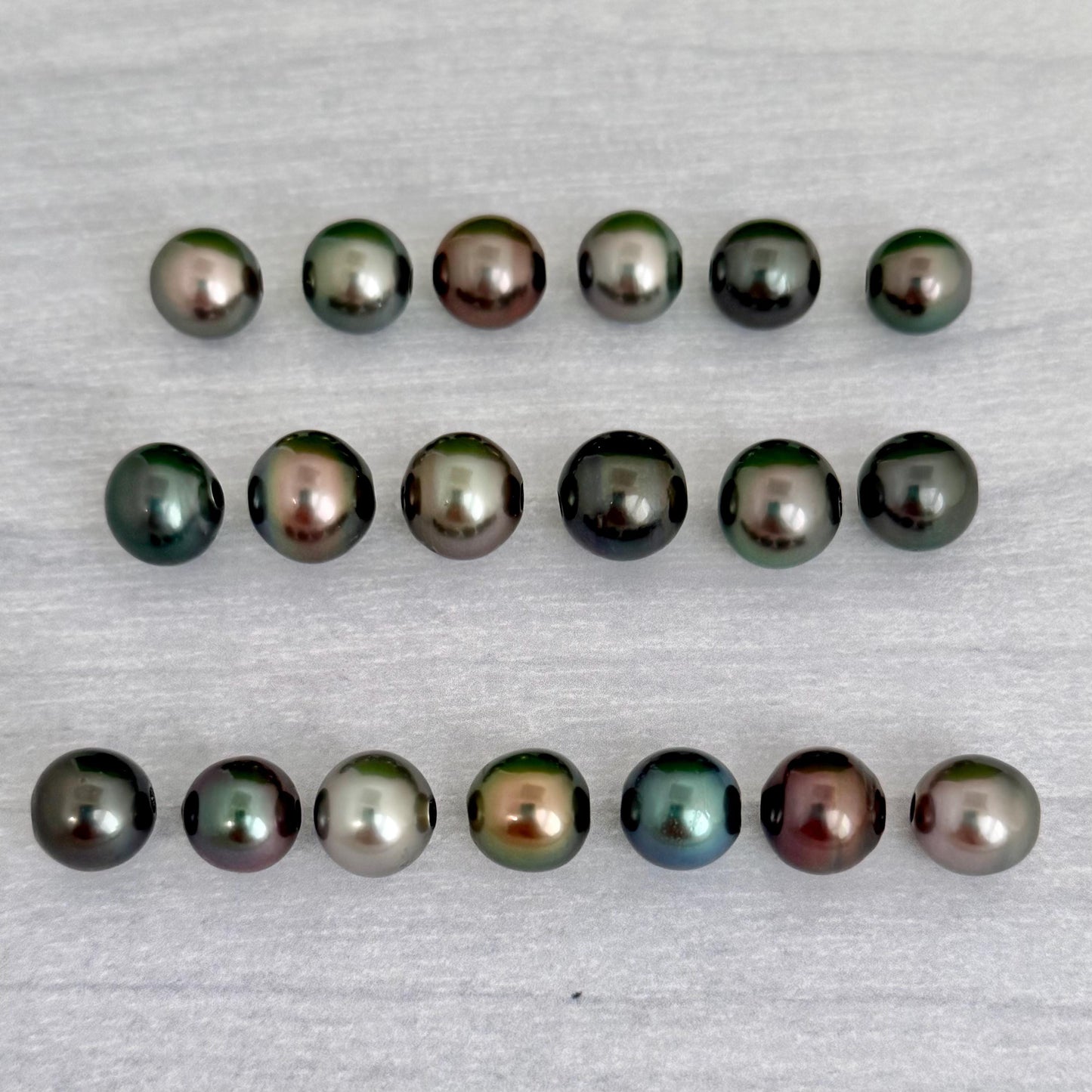 Tahitian pearl necklace — Floating • Slider • CHOOSE YOUR PEARL • Hawaiian jewelry