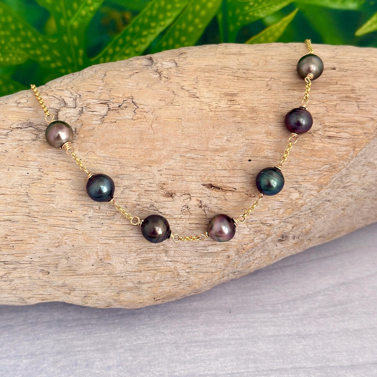 Tahitian pearl necklace • Gold filled Link chain • multicolor peacock color