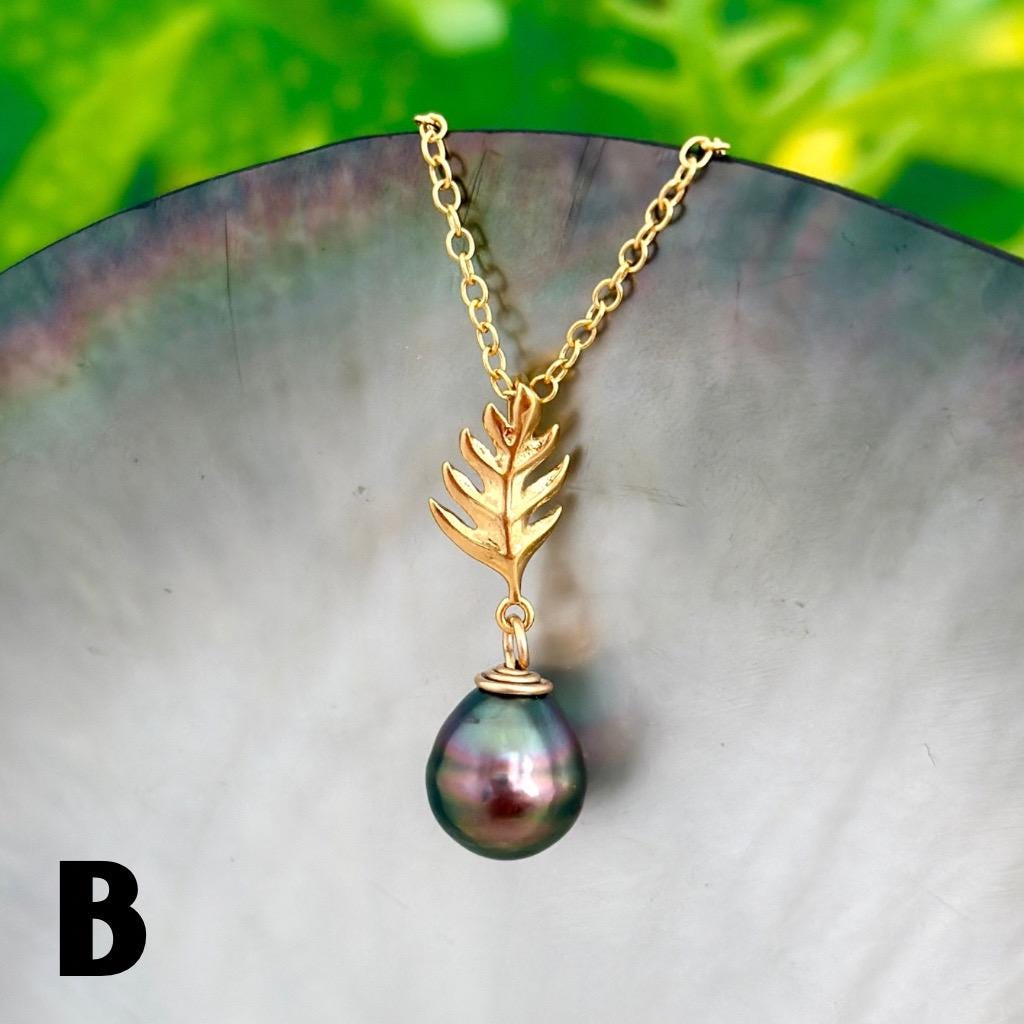 DOORBUSTER Tahitian pearl pendant — Ulu Necklace • Gold vermeil breadfruit jewelry • tropical hawaiian style
