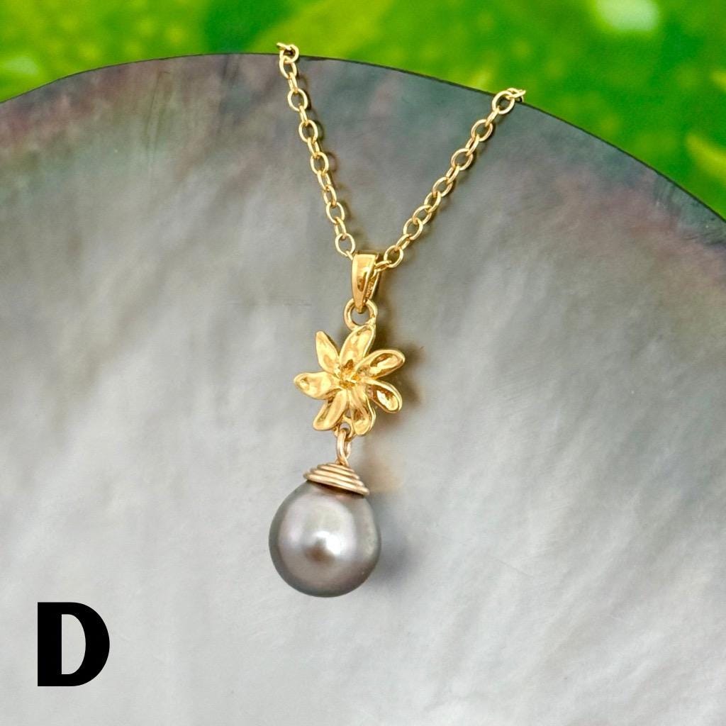 Tahitian Pearl Necklace – Gold Tiare Gardenia Flower Pendant • Hawaiian • Elegant black pearl Jewelry