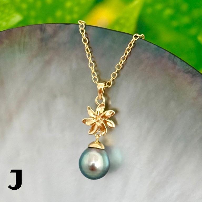 Tahitian Pearl Necklace – Gold Tiare Gardenia Flower Pendant • Hawaiian • Elegant black pearl Jewelry