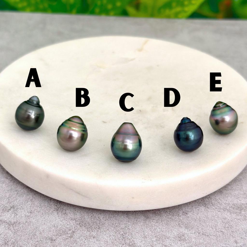 Tahitian pearl necklace — Long jewelry with Keshi • genuine organic shape • Drop jewelry
