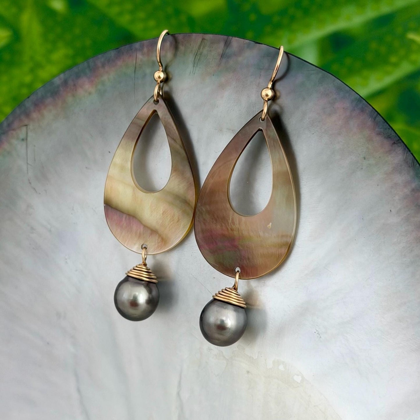 Natural Tahitian Pearl and Mother of Pearl Shell earrings • Teardrop seashell