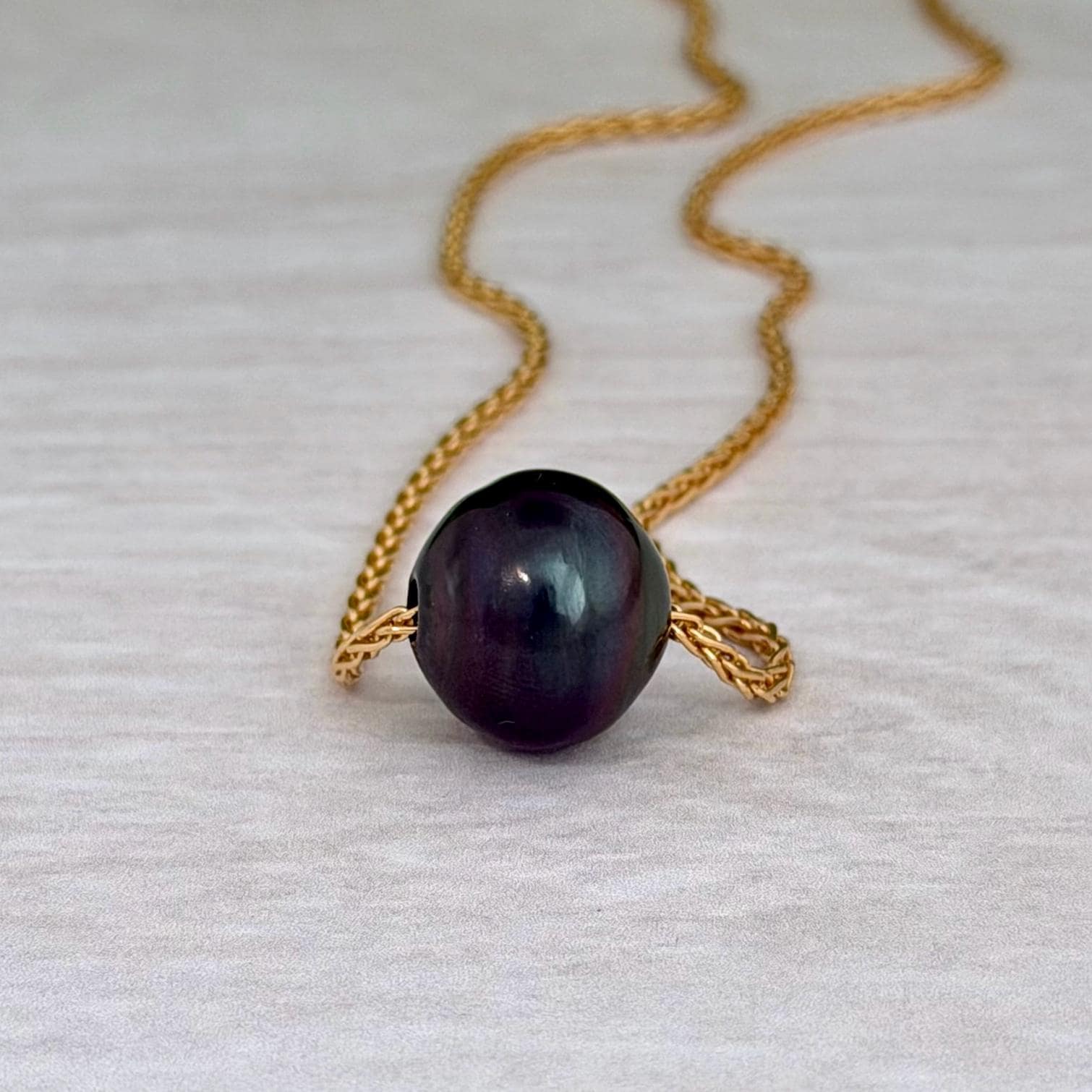 Tahitian pearl floating necklace • sliding • slider • Big XL 13.8mm